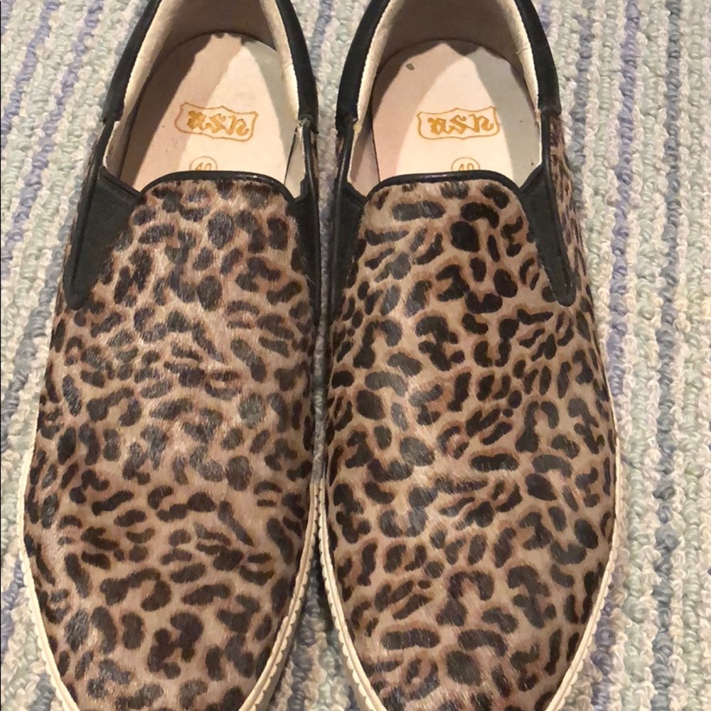 Ash leopard sneaker